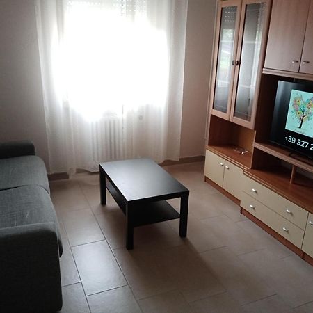 "Casa Sofia" Appartamento Raffalda Zona Clinica Placência Exterior foto